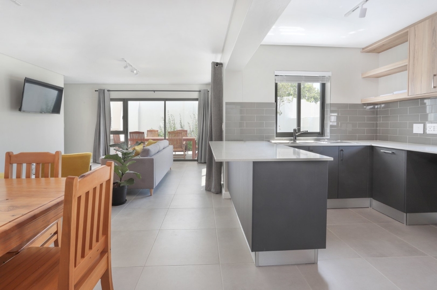  Bedroom Property for Sale in Croydon Western Cape